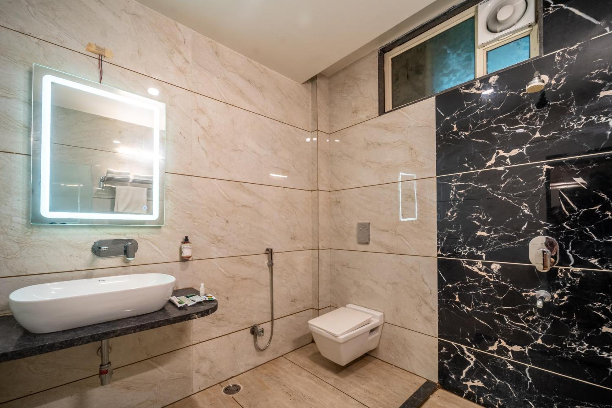 Hotel Treebo Kamal Regency Bhopal Esterno foto